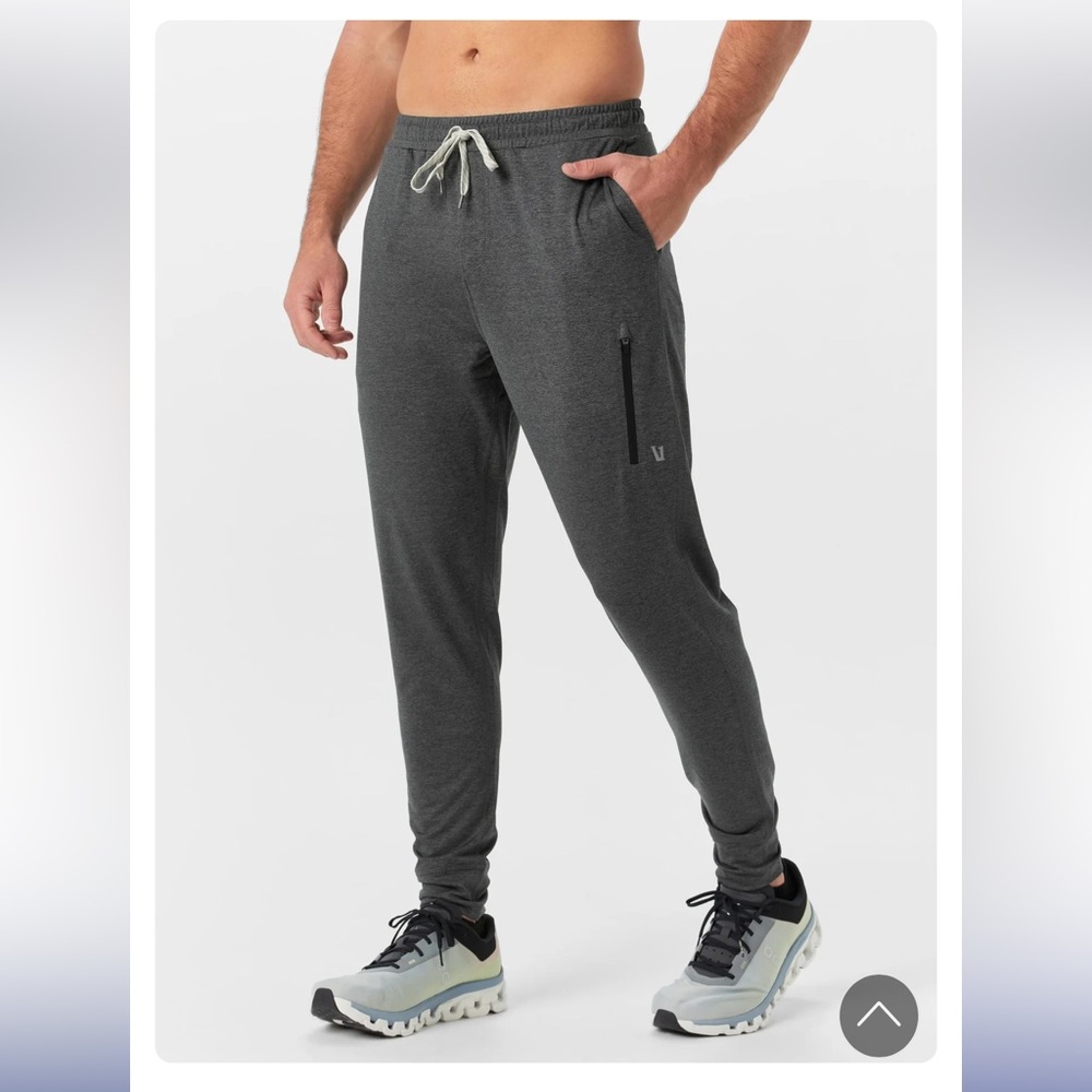 Vuori Men's Sunday Performance Jogger Charcoal Heather Grey size Medium V416
